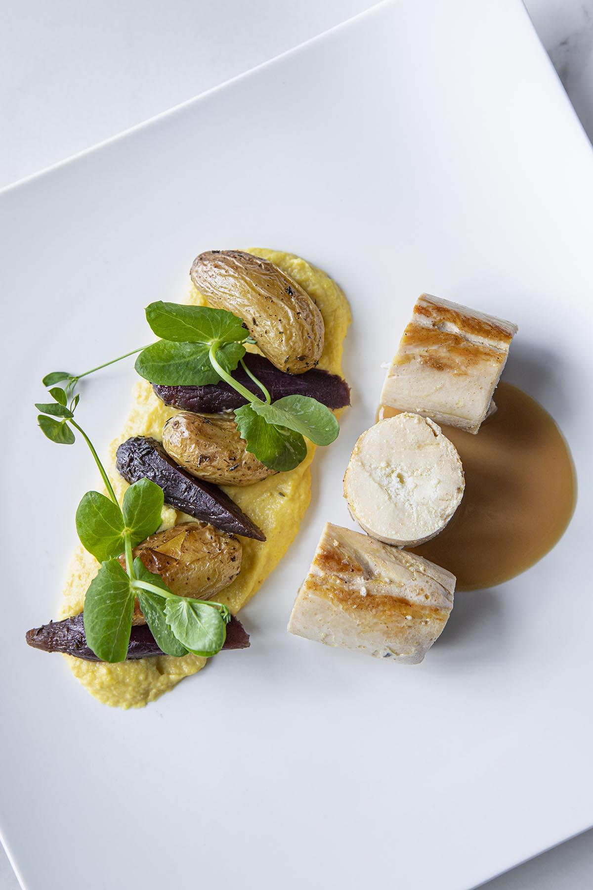 Plat dressé à l'assiette par MG Réception, traiteur à Montargis